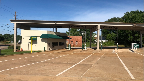 Palestine drive thru